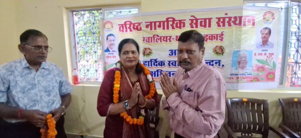 सुन्दर काण्ड पाठ के भक्ति पूर्ण बाताबरण में ग्वालियर ग्रेटर के चुनाव में विजयी टीम का हुआ भव्य सम्मान