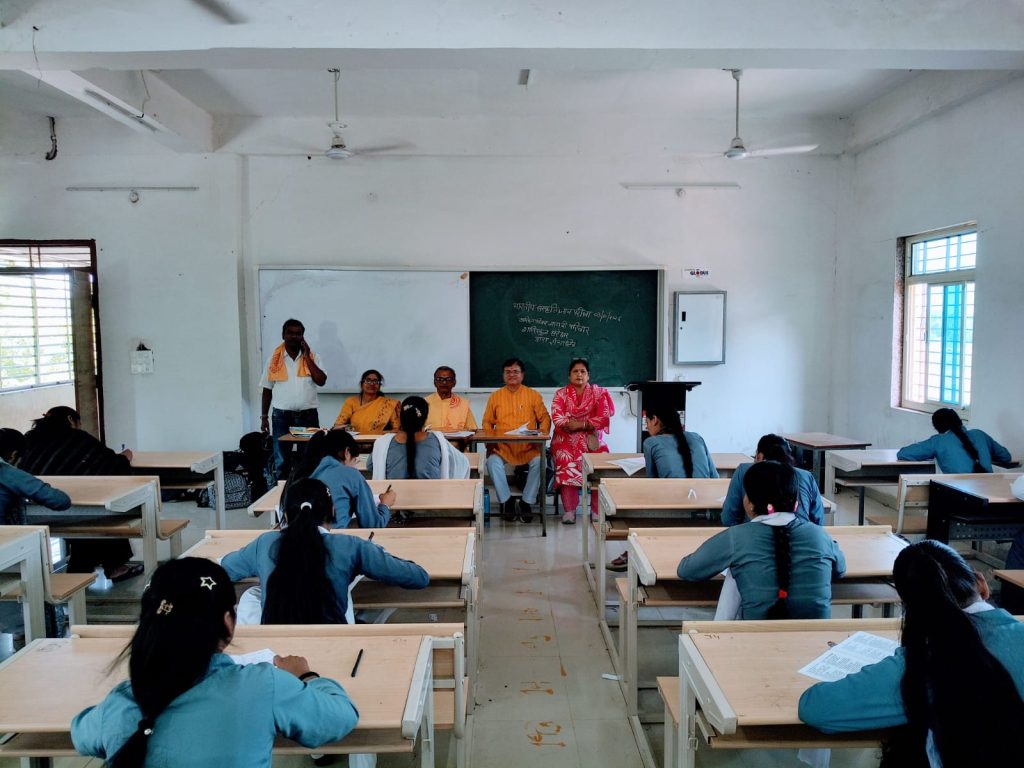 भारतीय संस्कृति ज्ञान परीक्षा जिला निवाड़ी में 2000 से अधिक छात्र-छात्राओं ने उत्साह पूर्वक सहभागिता की