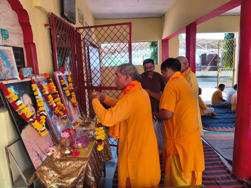 राजुल शेखर बने मुख्य प्रबंध ट्रस्टी आलोक मोदी बने कार्यकारिणी संयोजक , गायत्री प्रज्ञा पीठ निवाड़ी के नए गायत्री ट्रस्ट मंडल एवं कार्यकारिणी का गठन